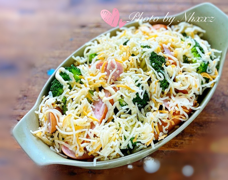 Baked Broccoli with Cheese