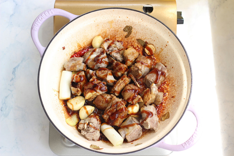 Beer-Braised Spare Ribs