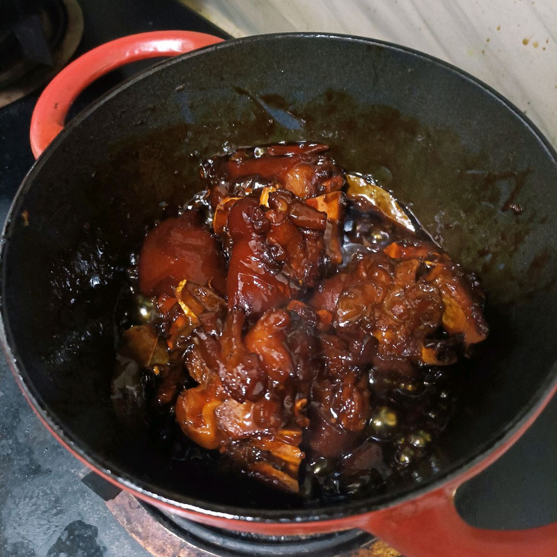 Braised Pork Trotters