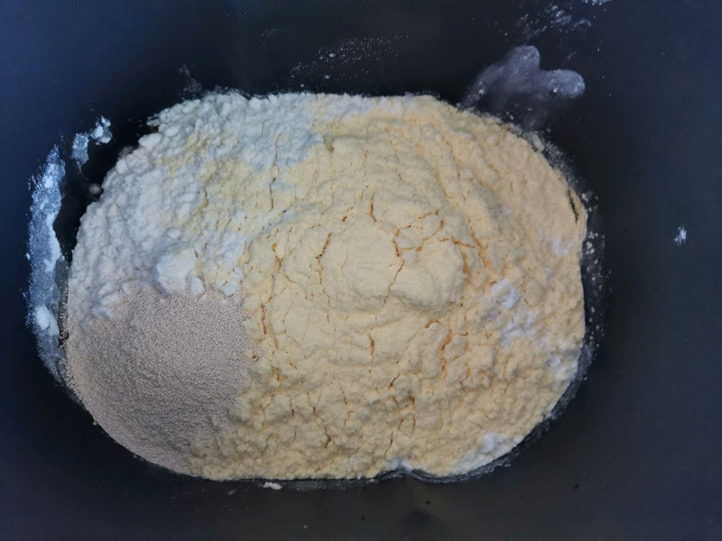 Brown Sugar and Dates Bread Roll