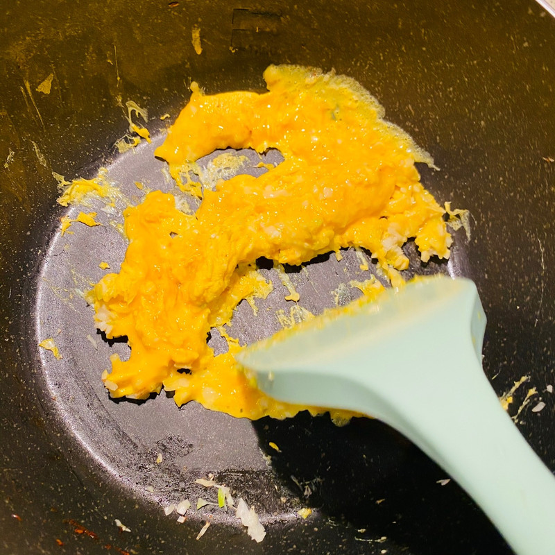 Evening Primrose Scrambled Eggs