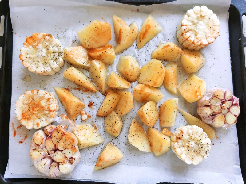 Grilled Orleans Chicken Thighs