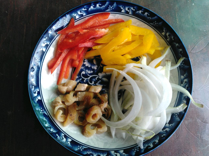 Stir-Fried Sea Cucumber with Bell Peppers