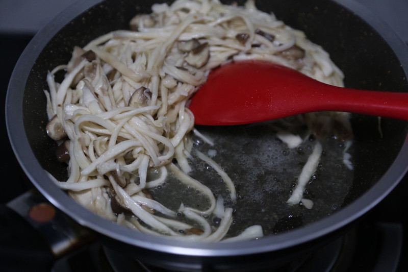 Hand Torn Almond Abalone Mushroom