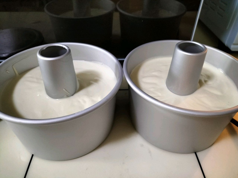 Hollow Chiffon Cake