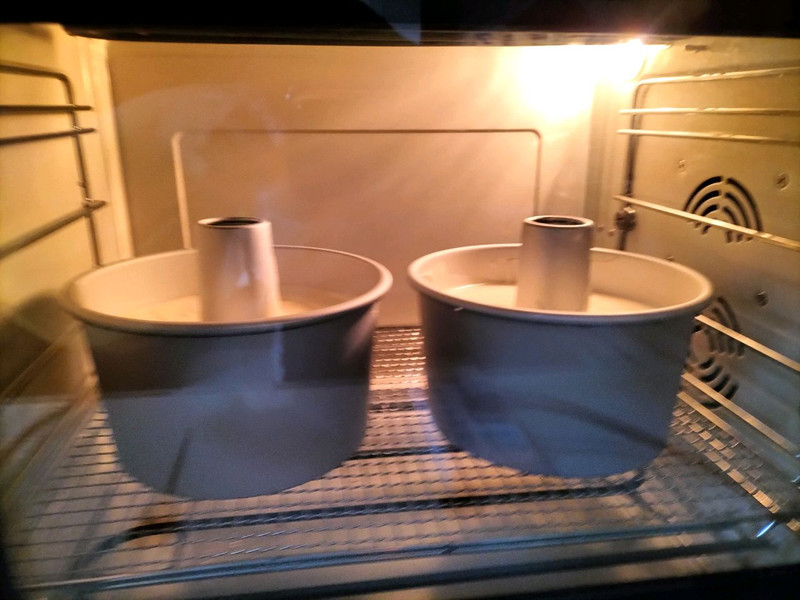 Hollow Chiffon Cake