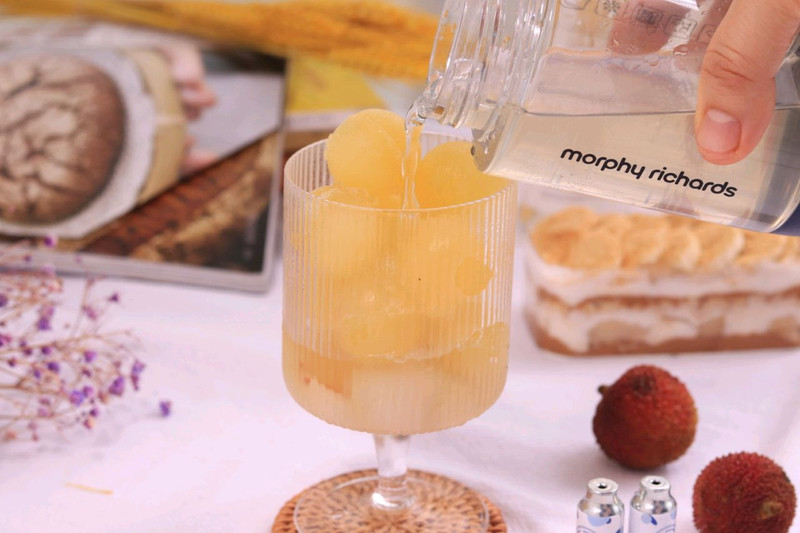 Lychee Coconut Sparkling Water