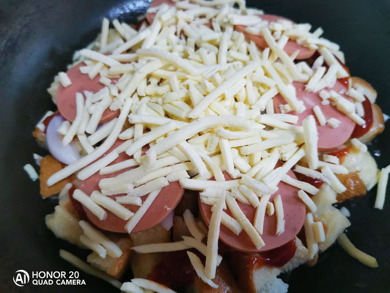 Pan Toast Pizza