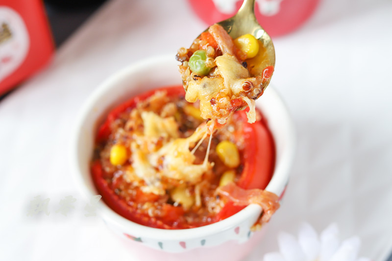 Quinoa Colorful Vegetable and Tomato Cup