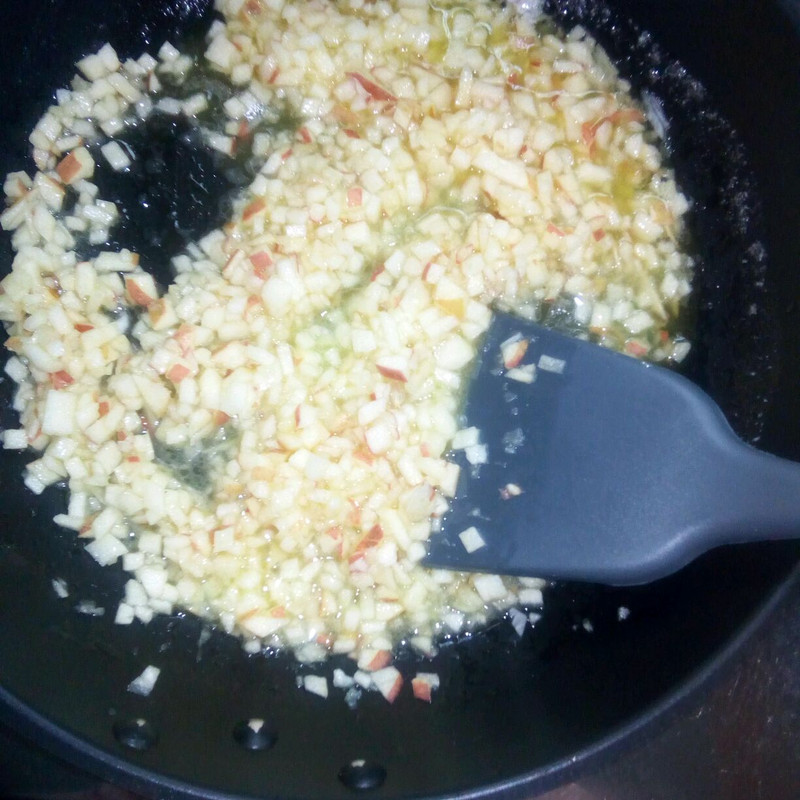 Rose Applesauce