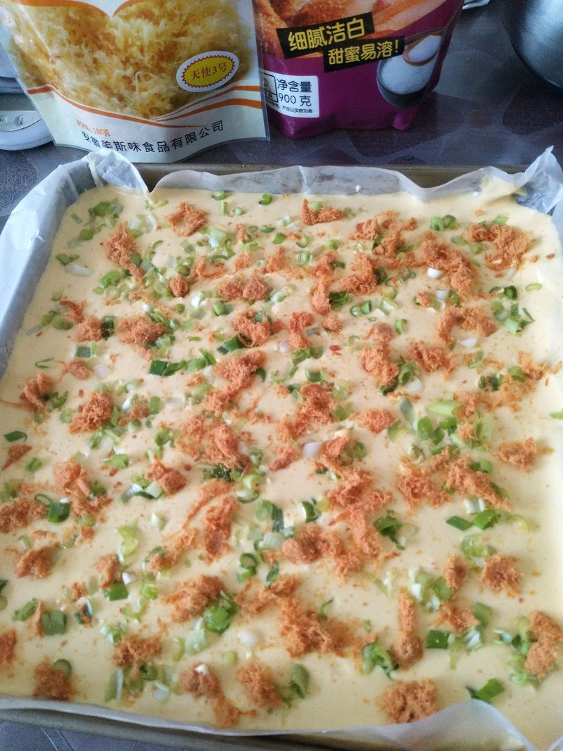 Scallion and Meat Loaf Cake Roll