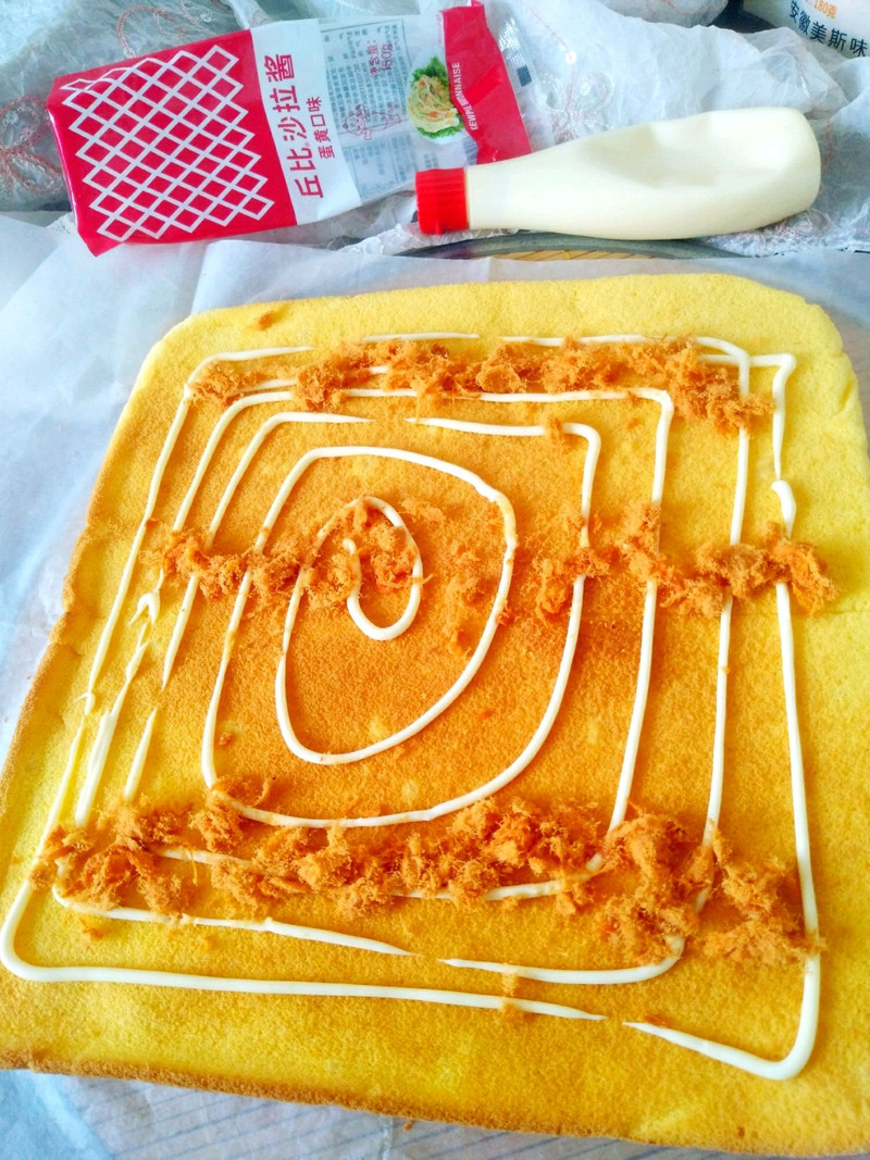 Scallion and Meat Loaf Cake Roll