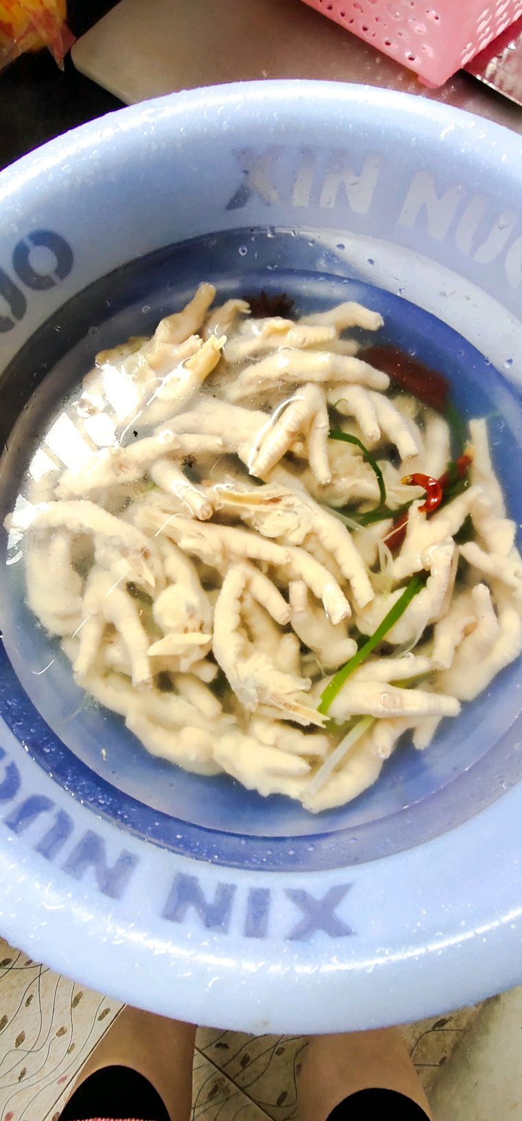 Spicy and Sour Cold Pineapple