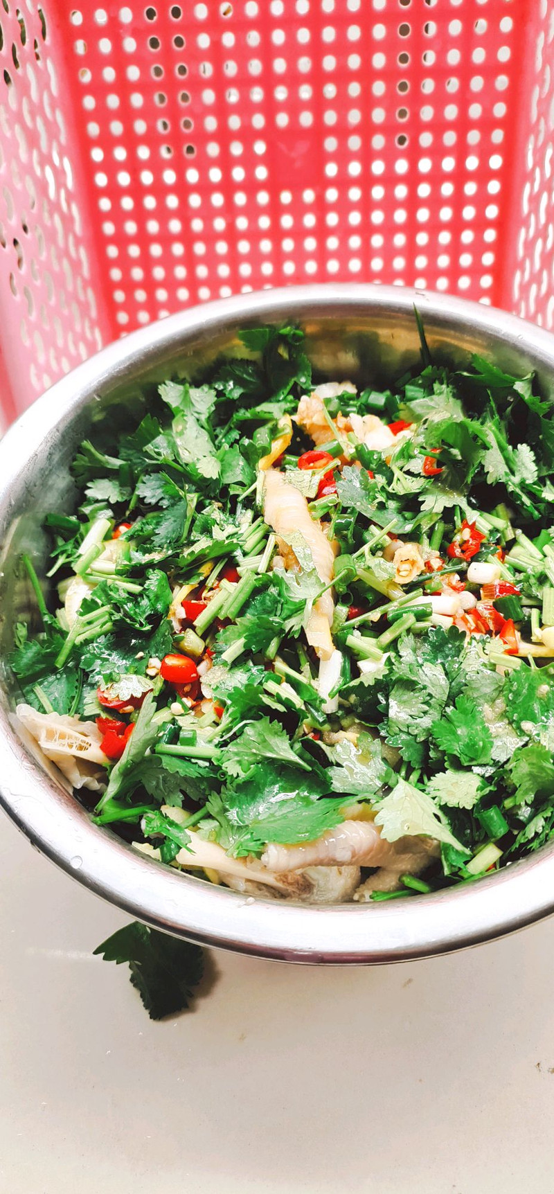 Spicy and Sour Cold Pineapple