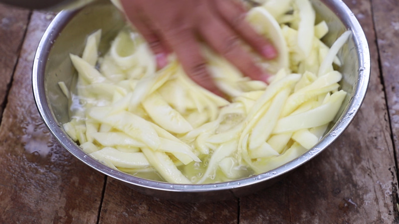 Stir-fried Bamboo Shoots and Melon
