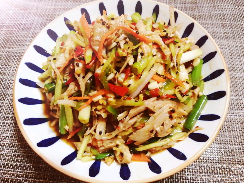 Shredded Chicken with Cucumber