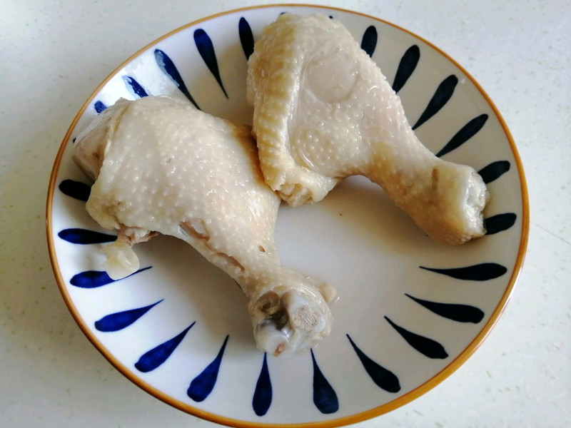 Shredded Chicken with Cucumber