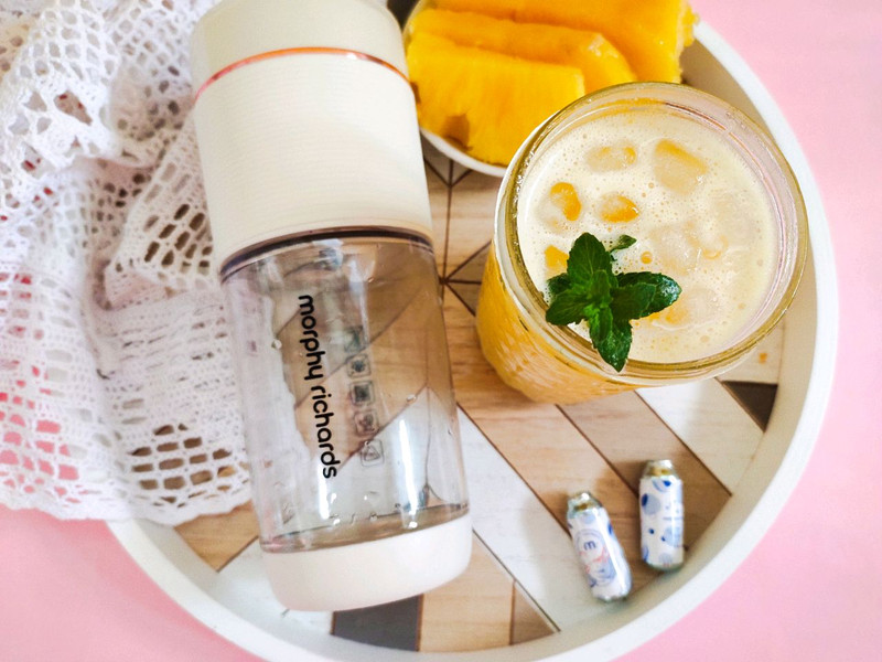 Pineapple Sparkling Water