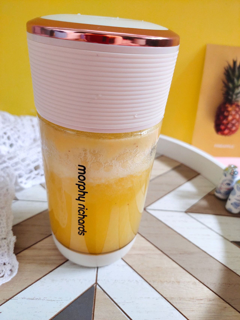 Pineapple Sparkling Water