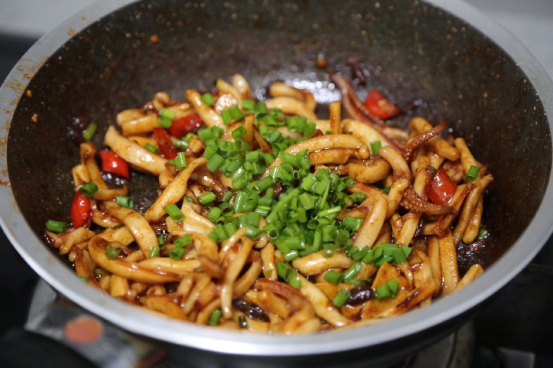 shredded squid in sauce