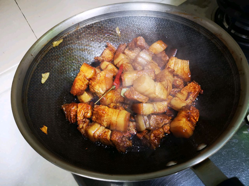 Braised Pork with Dried Plum Cabbage and Bamboo Shoots