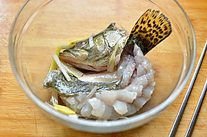 Chinese squirrel and cinnamon fish