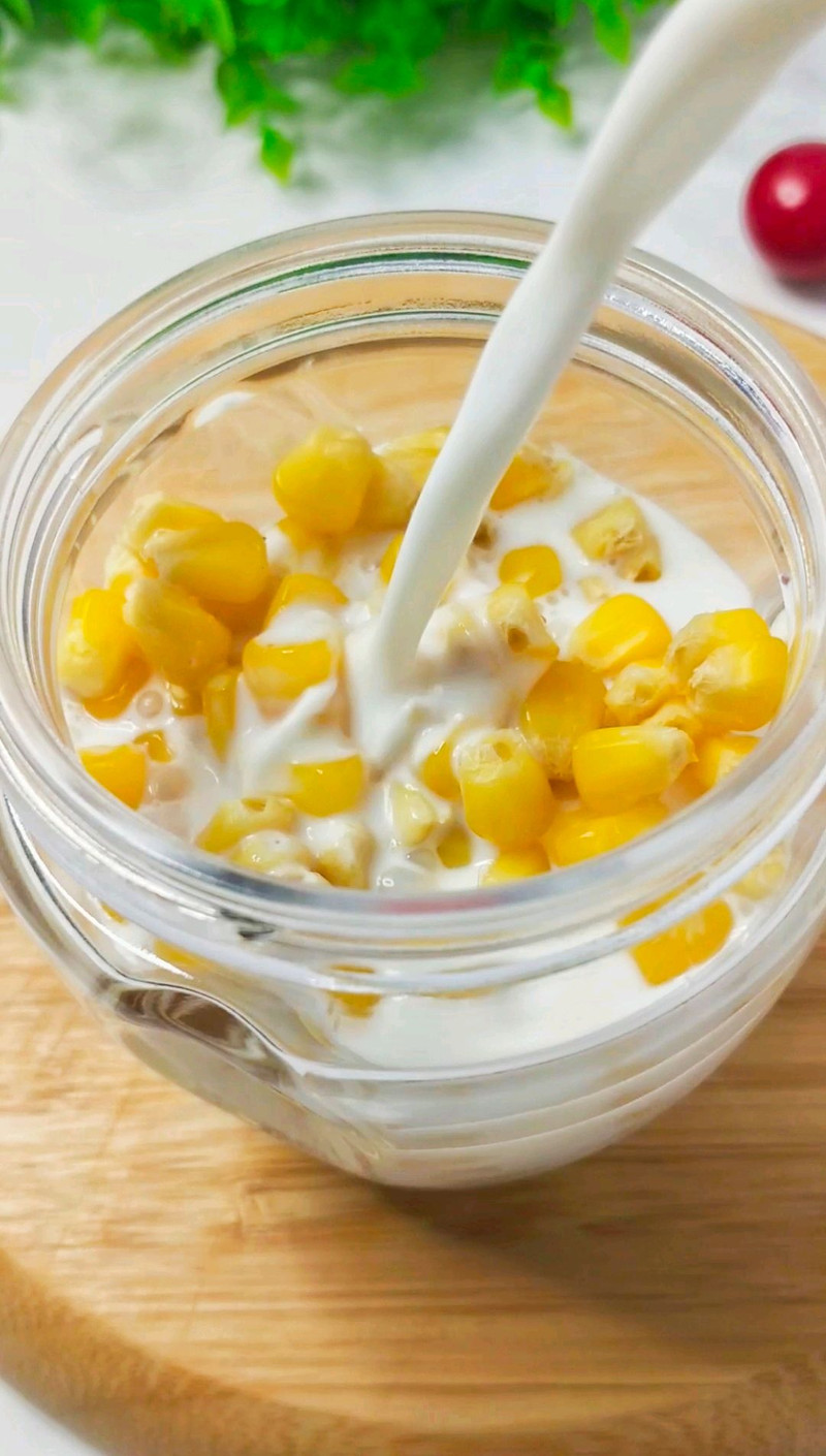Creamy Corn Muffins
