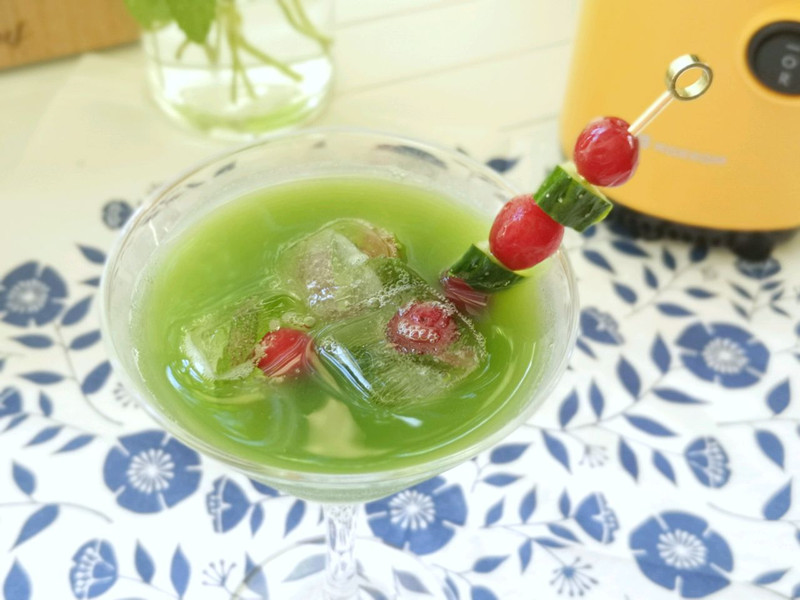 Cranberry Cucumber Drink
