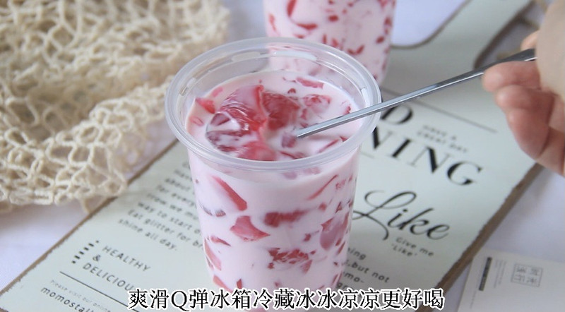 Dragon Fruit Crashed Milk