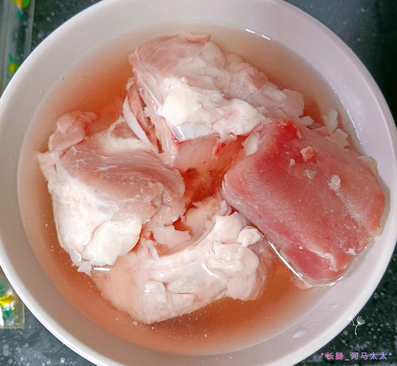 Lotus Root, Corn and Bone Soup - Nourishes and calms the mind, natural calcium bank