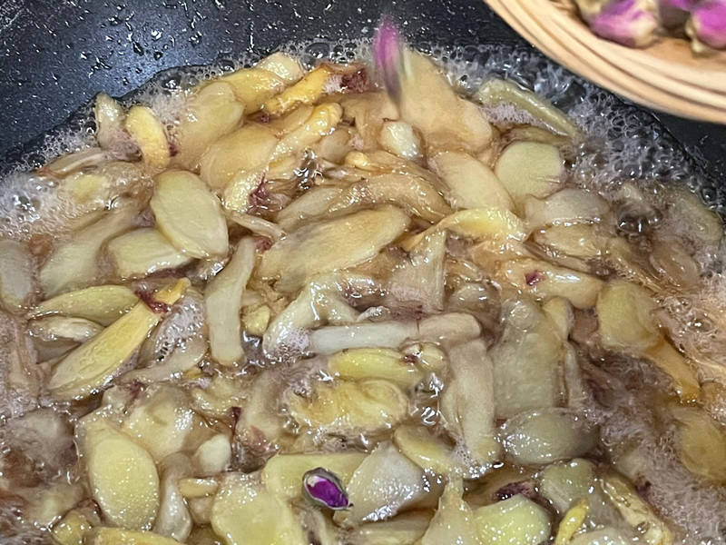 Rose Ginger Candy