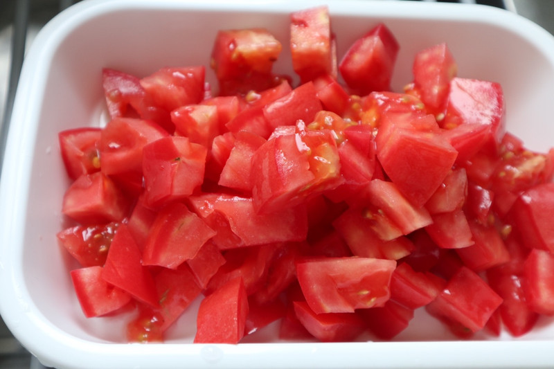 Scrambled Eggs with Tomato and Green Pepper