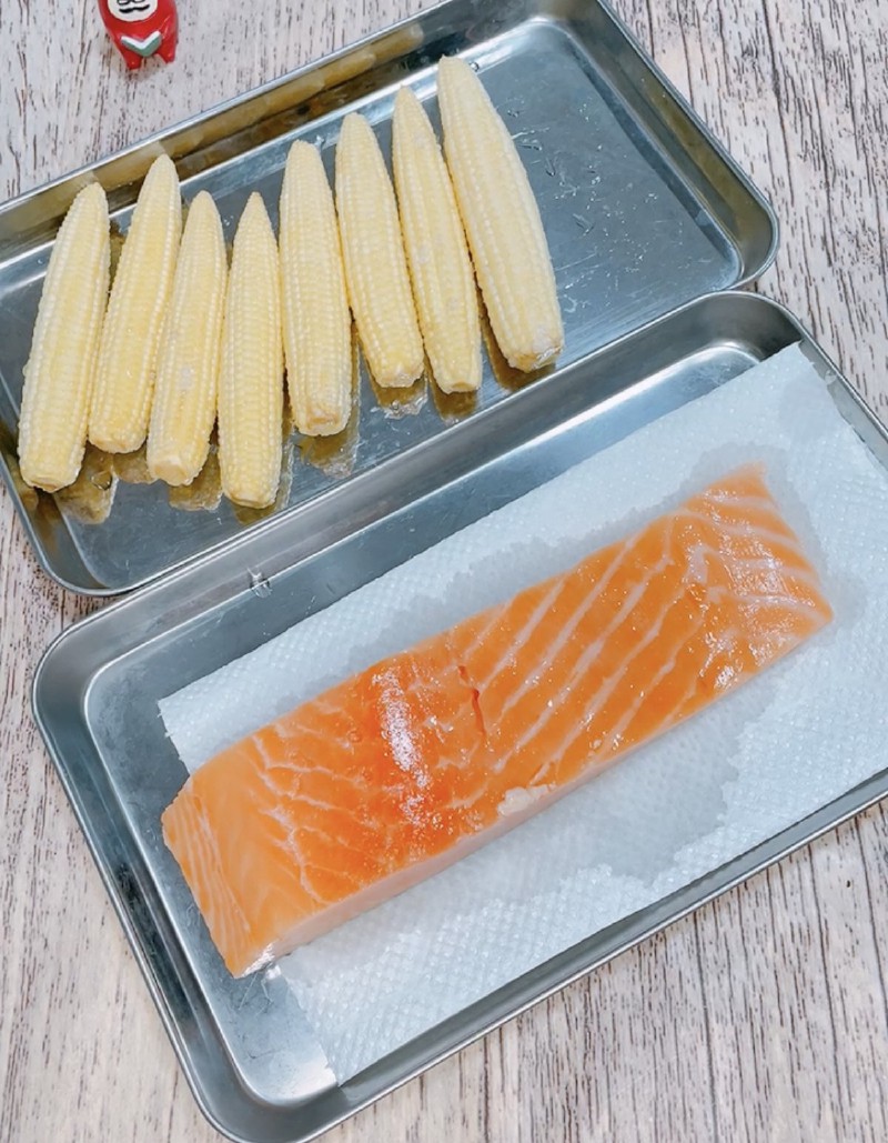 Sesame Salmon Chunks