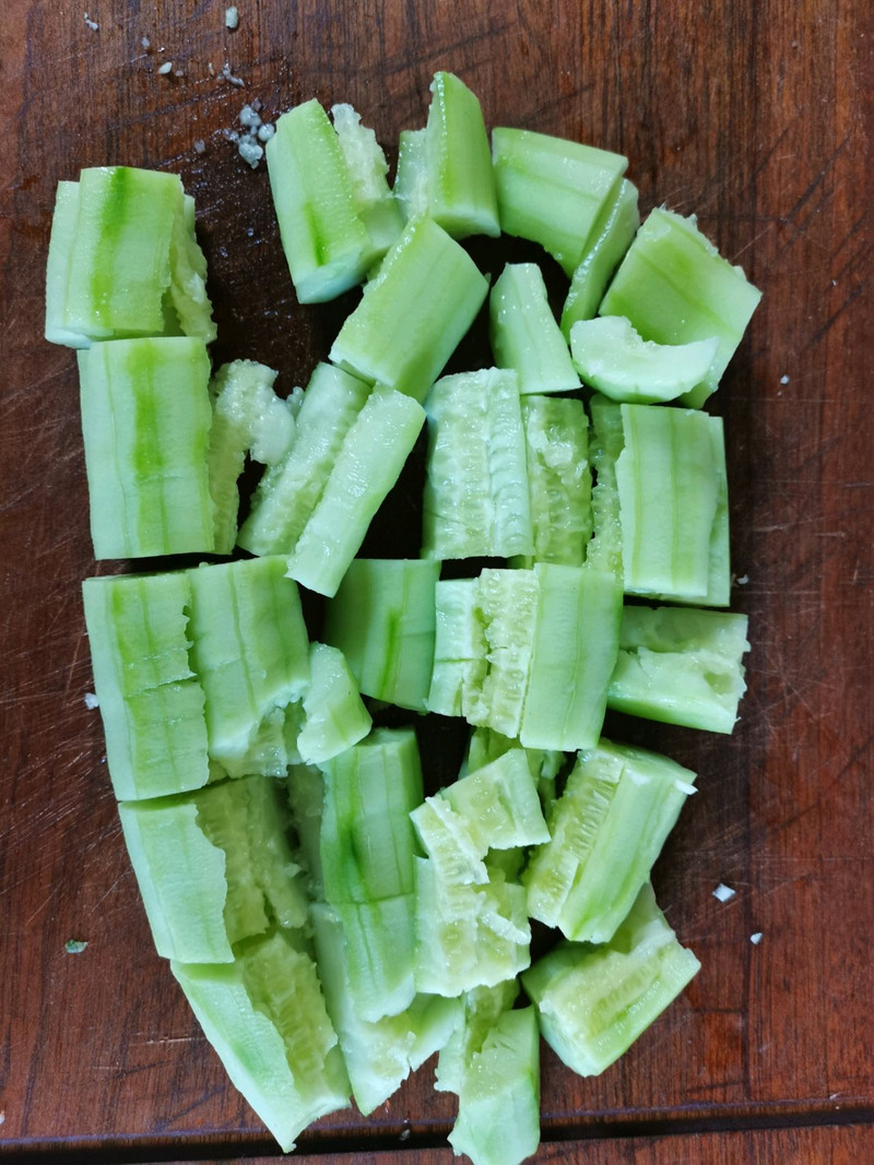 slap cucumber