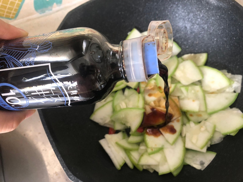 stir-fried zucchini