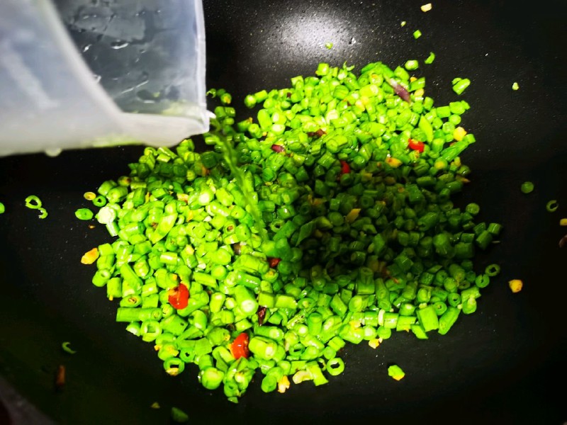 Stir Fried Minced Pork with Beans
