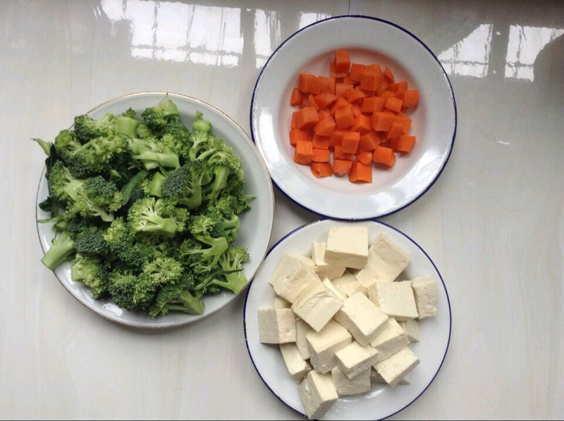 Vegetarian sauteed broccoli